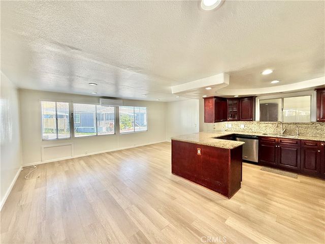 14081 Magnolia 140, Westminster, CA 92683