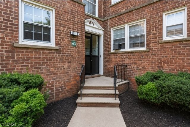 63 Forest Hill Pkwy k1, Newark City, NJ 07104