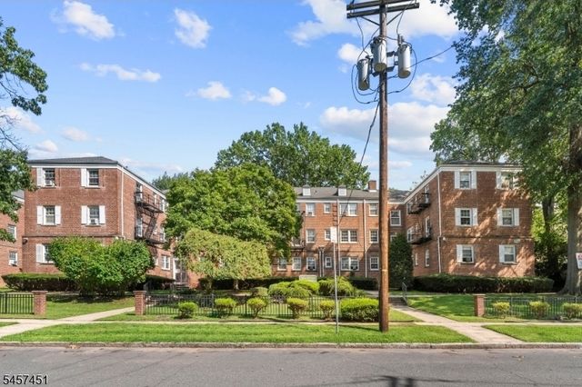 63 Forest Hill Pkwy k1, Newark City, NJ 07104