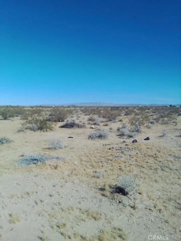 60731 Summers, Landers, CA 92285