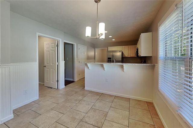 365 Telford Drive, Sugar Hill, GA 30518