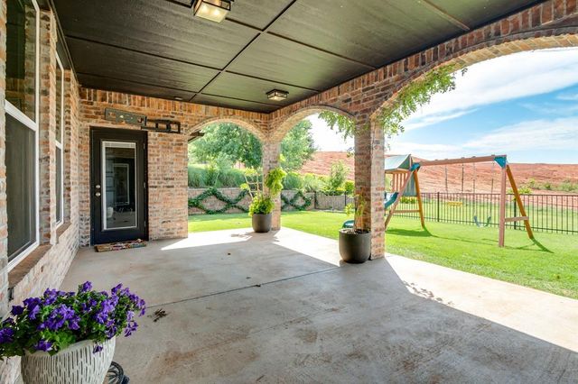 3725 River Valley Drive, Newcastle, OK 73065