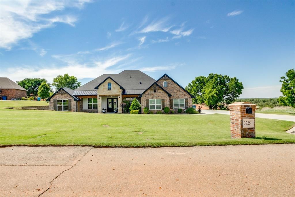 3725 River Valley Drive, Newcastle, OK 73065