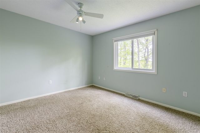 7799 Abby Lane, Caledonia, MI 49316