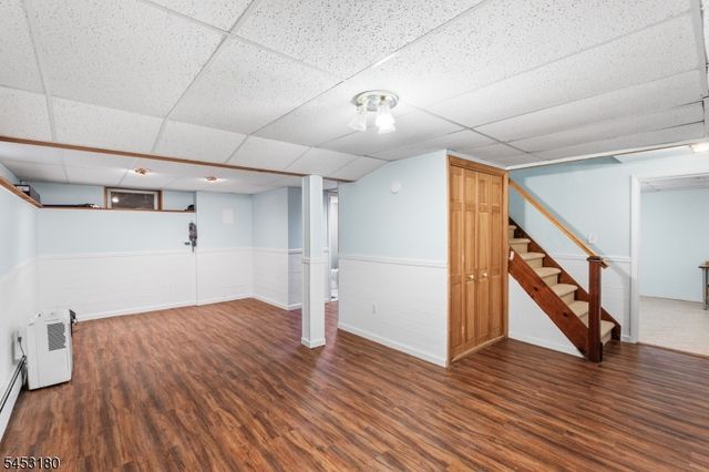130 Vreeland Ave, Bloomingdale Boro, NJ 07403
