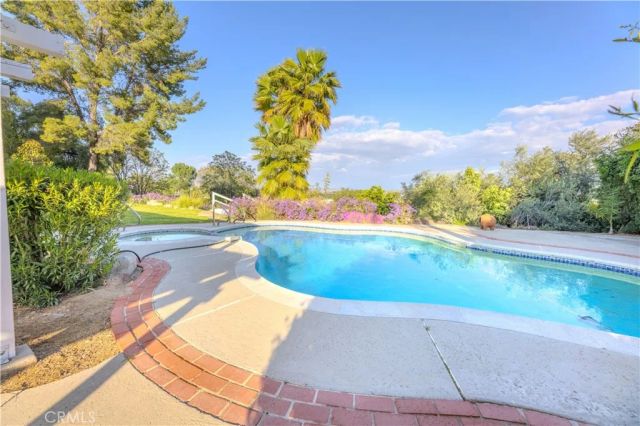 30670 Brookstone, Lake Elsinore, CA 92530