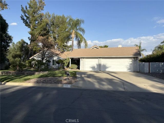 30670 Brookstone, Lake Elsinore, CA 92530