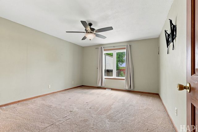 1988 Burnett Drive, Belvidere, IL 61008