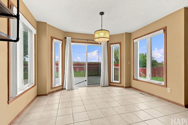 1988 Burnett Drive, Belvidere, IL 61008