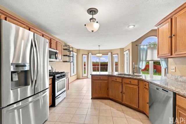 1988 Burnett Drive, Belvidere, IL 61008