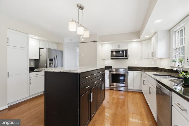 2021 SHERLOCK HOLMES ST, Eldersburg, MD 21784