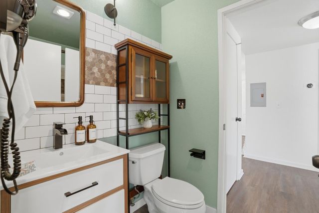 947 Fletcher A223, Hayward, CA 94544