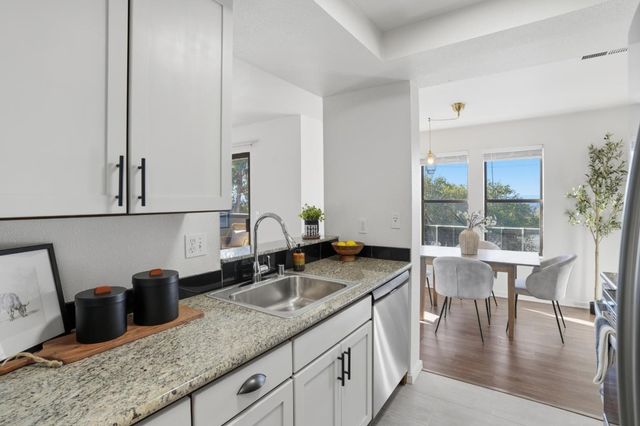 947 Fletcher A223, Hayward, CA 94544