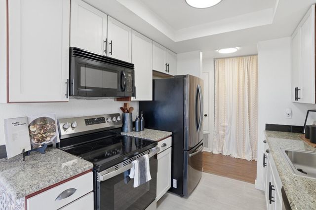 947 Fletcher A223, Hayward, CA 94544