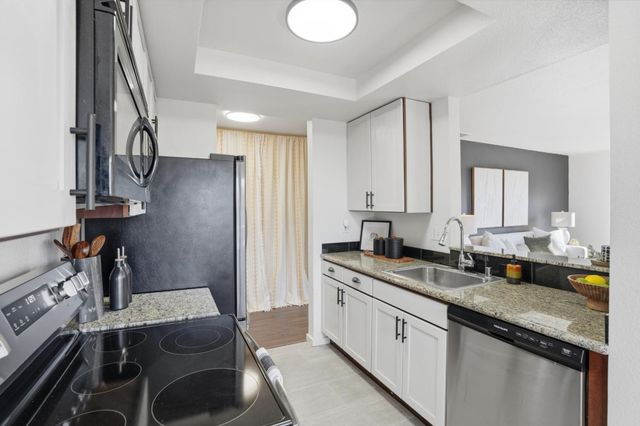 947 Fletcher A223, Hayward, CA 94544