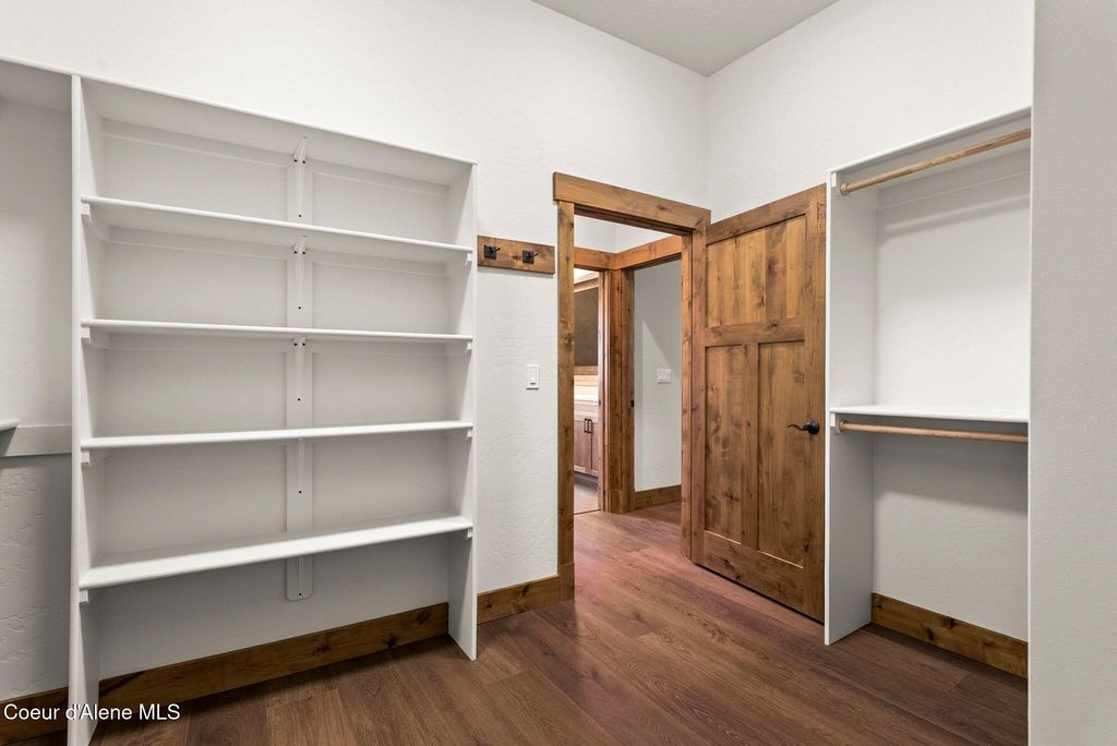 1047 Comeback Bay Ln, Sagle, ID 83860 photo 32