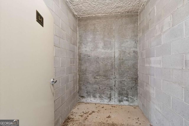 828 Highland Lane NE 2106, Atlanta, GA 30306