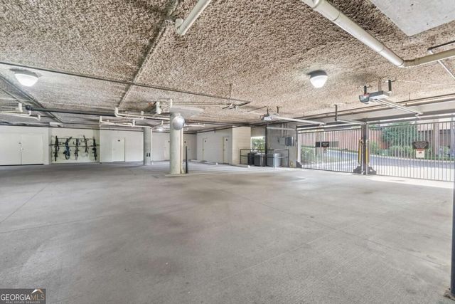 828 Highland Lane NE 2106, Atlanta, GA 30306