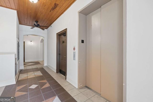 828 Highland Lane NE 2106, Atlanta, GA 30306