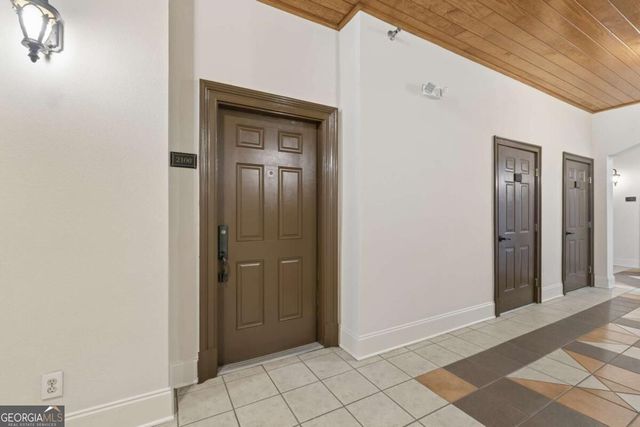 828 Highland Lane NE 2106, Atlanta, GA 30306
