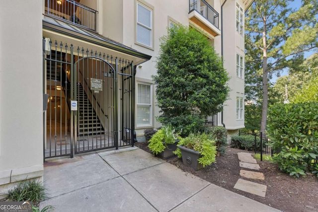 828 Highland Lane NE 2106, Atlanta, GA 30306