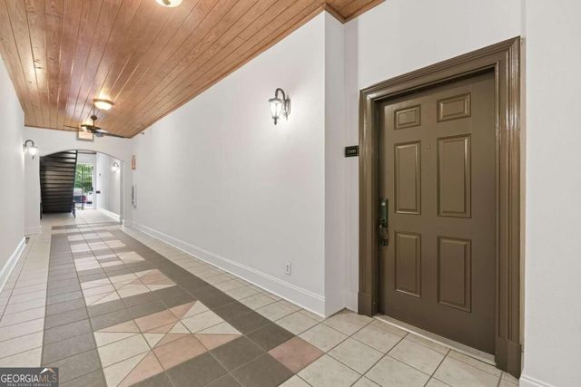 828 Highland Lane NE 2106, Atlanta, GA 30306