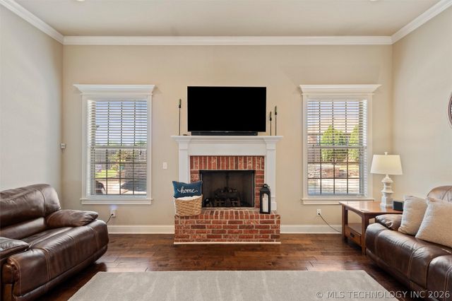 5602 Aspen Avenue, Bartlesville, OK 74006