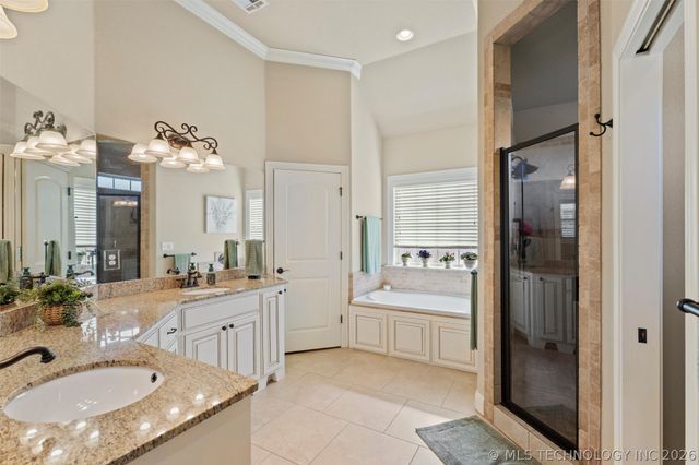 5602 Aspen Avenue, Bartlesville, OK 74006