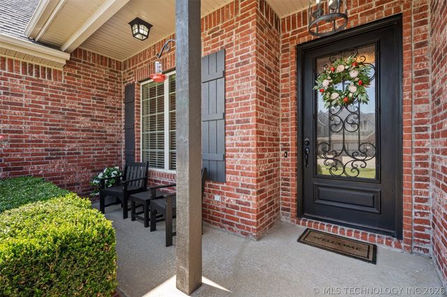 5602 Aspen Avenue, Bartlesville, OK 74006