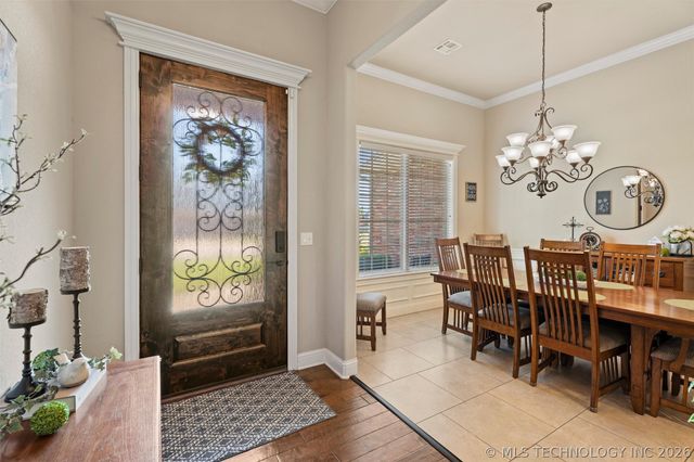 5602 Aspen Avenue, Bartlesville, OK 74006