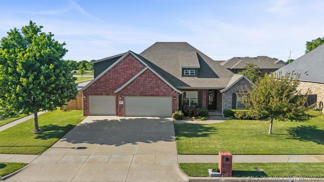 5602 Aspen Avenue, Bartlesville, OK 74006