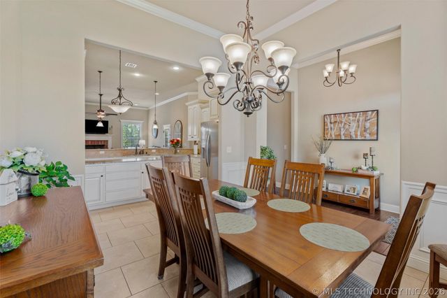 5602 Aspen Avenue, Bartlesville, OK 74006