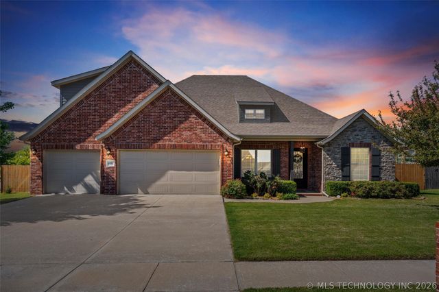 5602 Aspen Avenue, Bartlesville, OK 74006