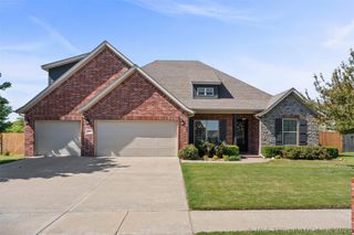 5602 Aspen Avenue, Bartlesville, OK 74006