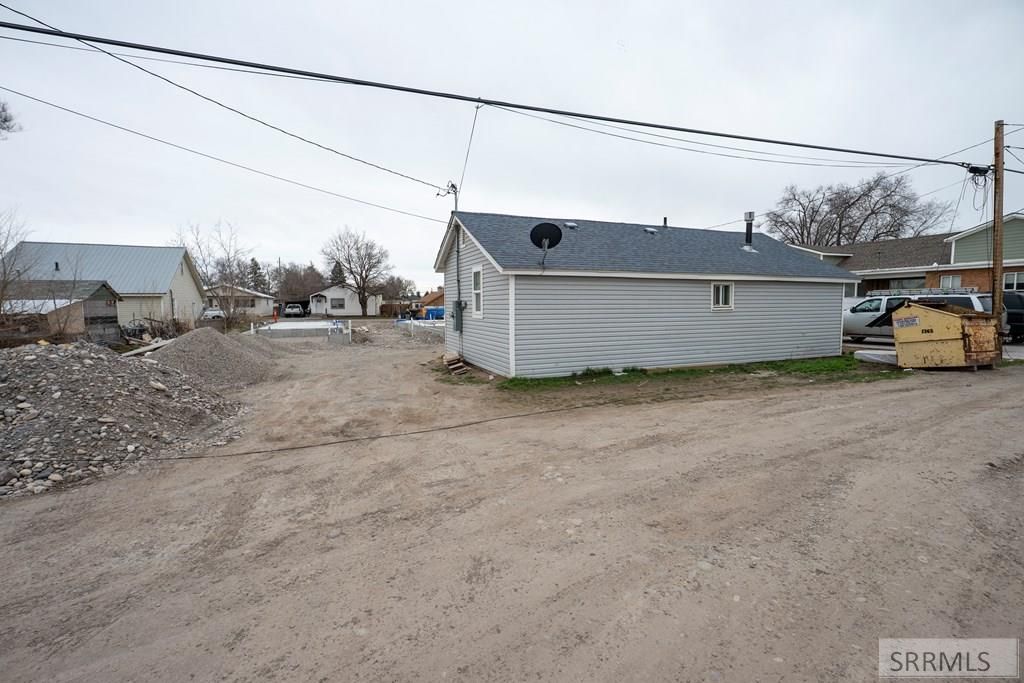 Image 11 of property listing at 429, 431 E 16th Street, Idaho Falls, ID 83404