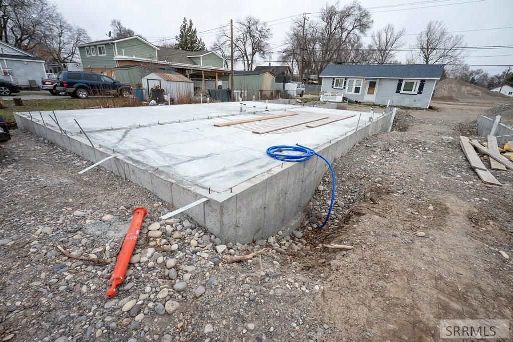 Image 4 of property listing at 429, 431 E 16th Street, Idaho Falls, ID 83404