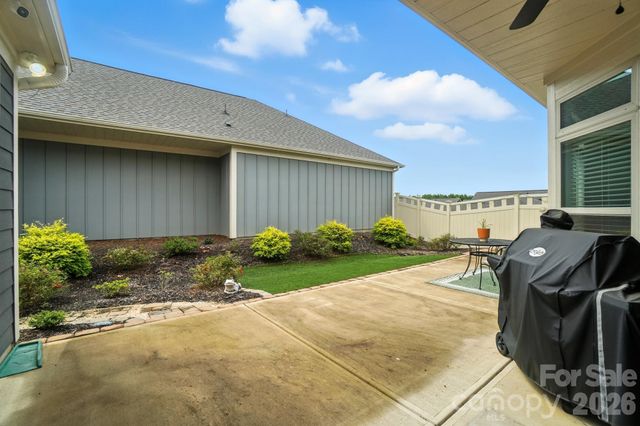 695 Poplar View Drive NW, Concord, NC 28027