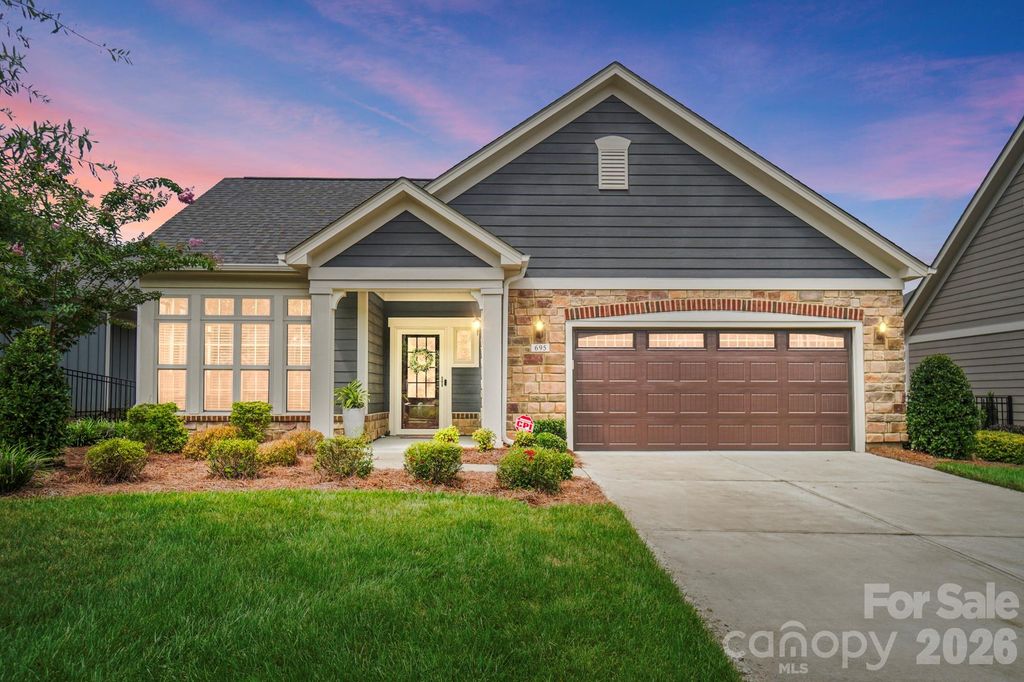 695 Poplar View Drive NW, Concord, NC 28027