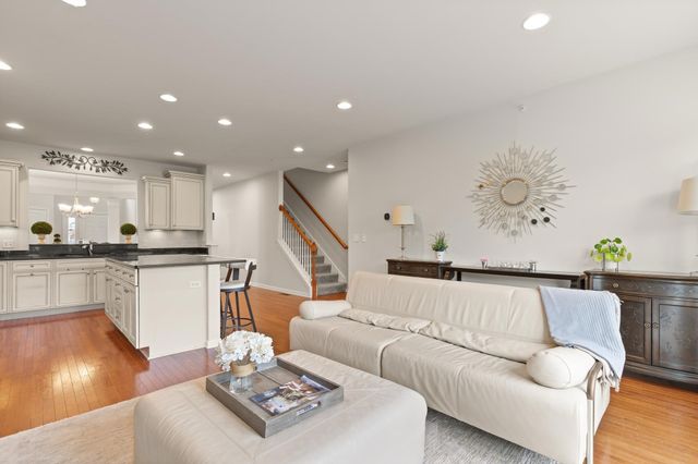 6 Dogwood Way 6, Hopkinton, MA 01748
