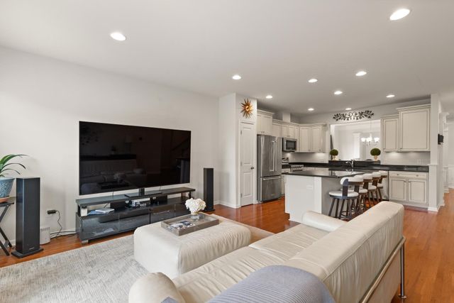 6 Dogwood Way 6, Hopkinton, MA 01748