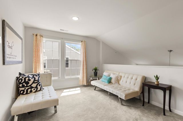 6 Dogwood Way 6, Hopkinton, MA 01748