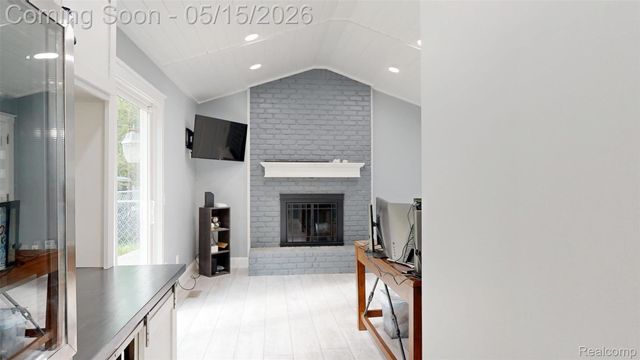 10300 Clark Road, Springfield Charter Township, MI 48350