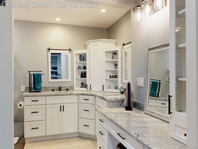 10300 Clark Road, Springfield Charter Township, MI 48350