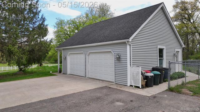 10300 Clark Road, Springfield Charter Township, MI 48350