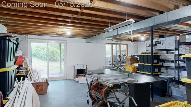 10300 Clark Road, Springfield Charter Township, MI 48350