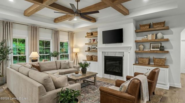 4005 Thomas Farm Dr, Louisville, KY 40299