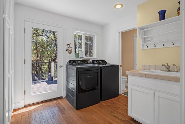 16004 Perimeter Rd, Grass Valley, CA 95949