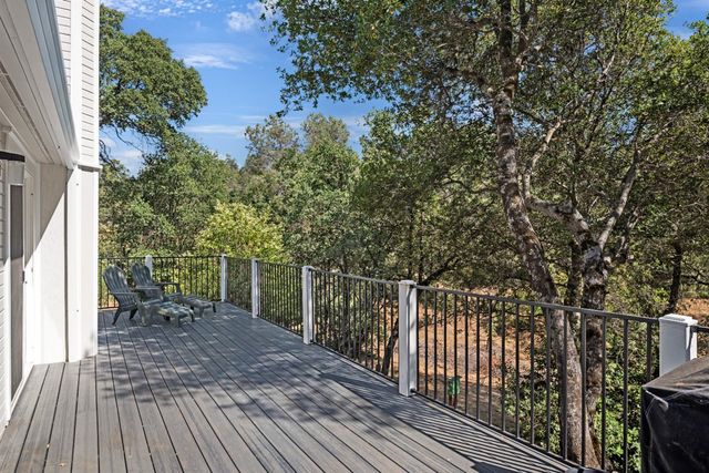 16004 Perimeter Rd, Grass Valley, CA 95949