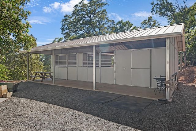 16004 Perimeter Rd, Grass Valley, CA 95949
