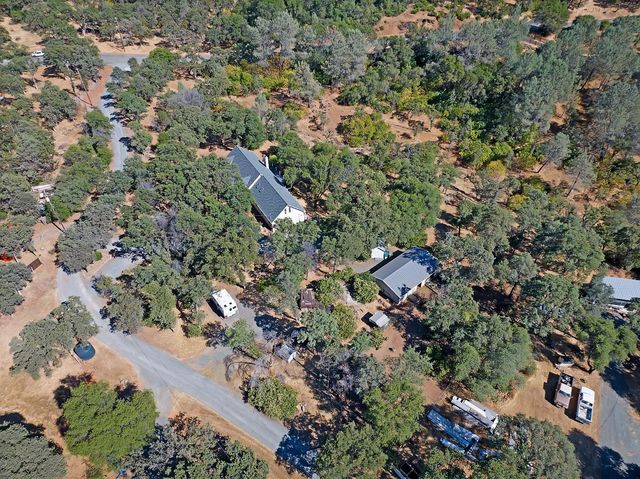 16004 Perimeter Rd, Grass Valley, CA 95949